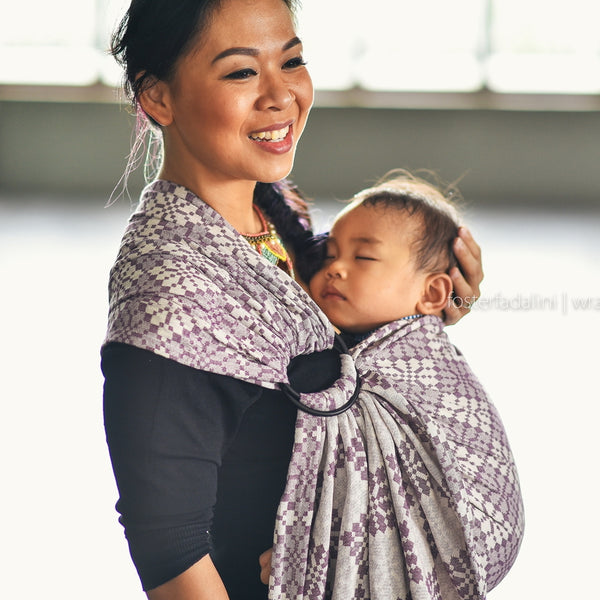 Daiesu Manggis Plum Baby Ring Sling