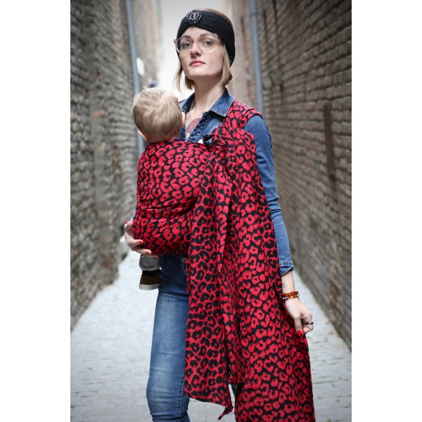 Yaro Pussycat Ultra Black Red Tencel glam ring sling